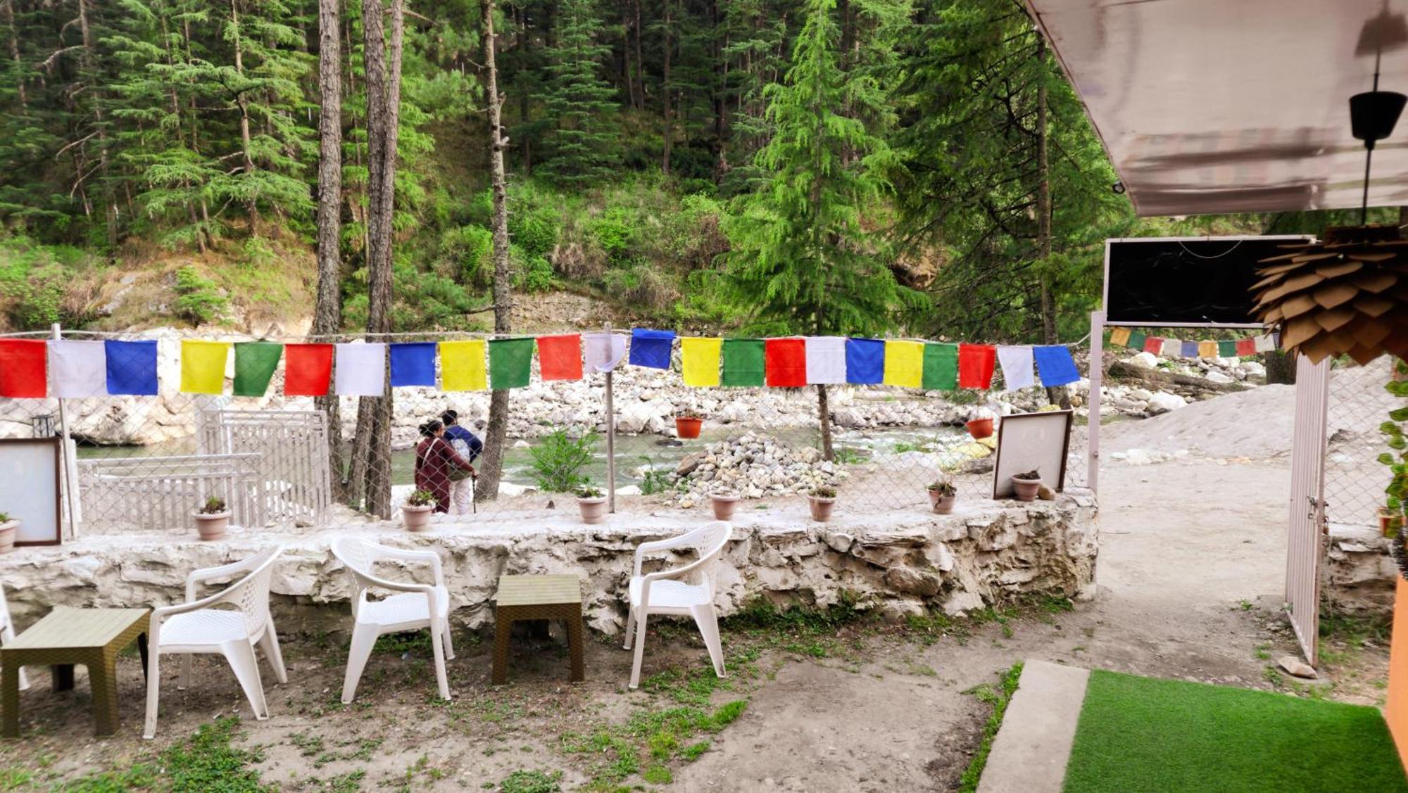 Pandora Riverside Cafe & Stay Kasol Exterior photo
